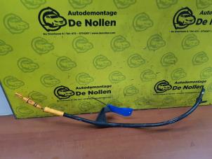 Used Oil fill pipe Volkswagen Multivan T5 (7E/7HC/7HF/7HM) 2.5 TDi 4Motion Price € 24,20 Inclusive VAT offered by de Nollen autorecycling