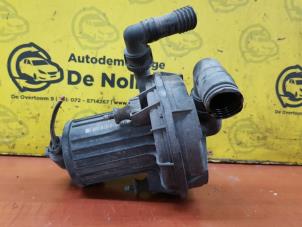 Usagé Pompe secondaire Audi A4 (B6) 1.6 Prix € 35,00 Règlement à la marge proposé par de Nollen autorecycling