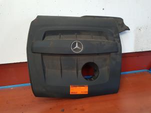 Usagé Couverture moteur Mercedes A (W176) 1.5 A-180 CDI, A-180d 16V Prix € 60,50 Prix TTC proposé par de Nollen autorecycling