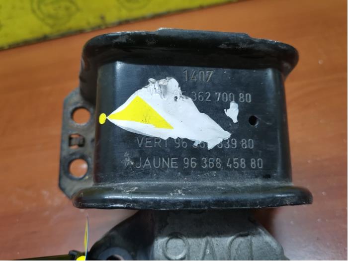 Used Engine mount Peugeot 308 (4A/C) 1.6 HDi 16V Price € 48,40 Inclusive VAT offered by autodemontage denollen
