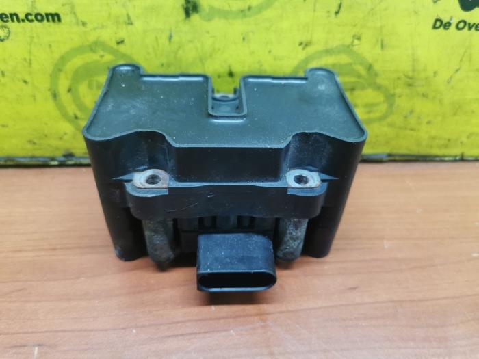 Ignition coil from a Audi A1 (8X1/8XK) 1.2 TFSI 2012