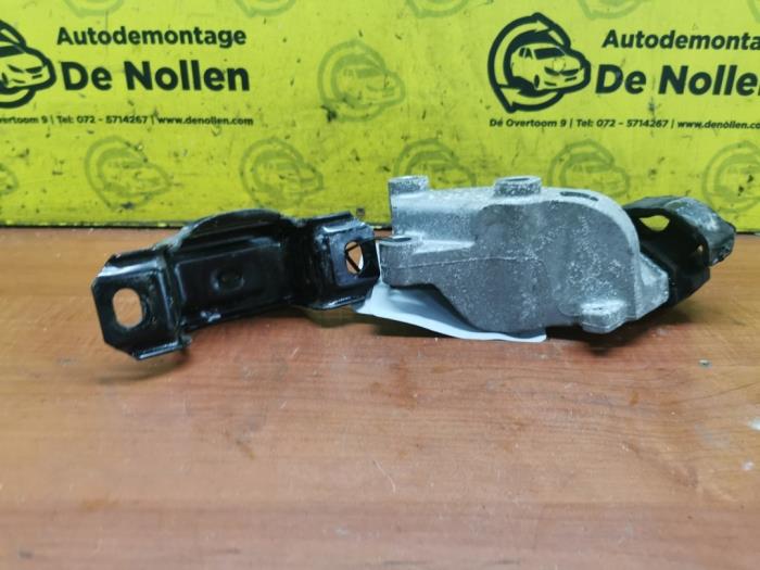Usagé Support moteur Smart Fortwo Coupé (451.3) 1.0 Micro Hybrid Drive Prix sur demande proposé par autodemontage denollen