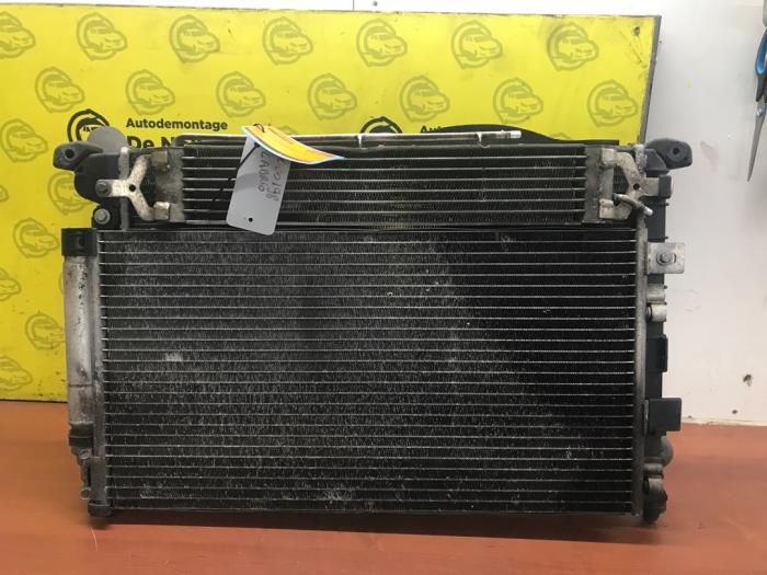 Używane Chlodnica Austin Mini Open (R52) 1.6 16V Cooper Cena na żądanie oferowane przez autodemontage denollen