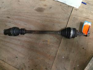 Used Front drive shaft, right Renault Kangoo (KC) 1.5 dCi 65 Price € 35,00 Margin scheme offered by de Nollen autorecycling