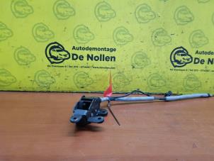 Usagé Mécanique de verrouillage hayon Mini Mini (R56) 1.6 16V Cooper Prix € 36,30 Prix TTC proposé par de Nollen autorecycling