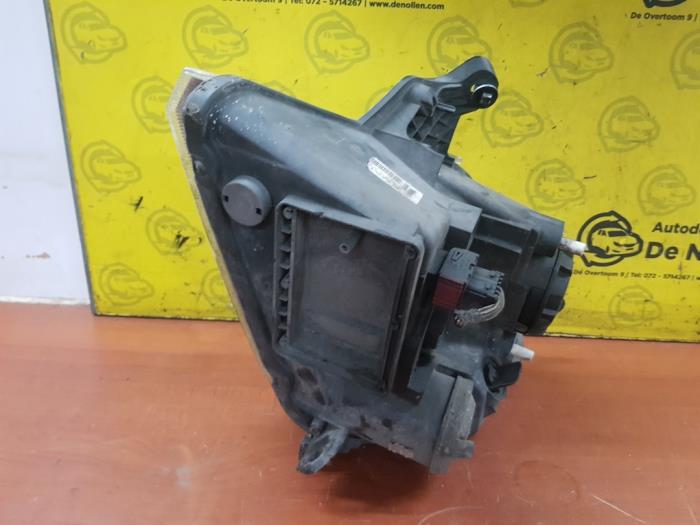 Scheinwerfer rechts Opel Meriva 1.7 CDTI 16V - ZIEFOTO