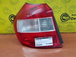 Used Taillight, left BMW 1 serie (E87/87N) 116d 16V Price € 40,00 Margin scheme offered by de Nollen autorecycling