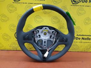 Used Steering wheel Renault Clio IV (5R) 0.9 Energy TCE 90 12V Price € 50,00 Margin scheme offered by de Nollen autorecycling