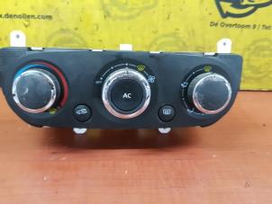 Used Heater control panel Renault Clio IV (5R) 0.9 Energy TCE 90 12V Price € 35,00 Margin scheme offered by de Nollen autorecycling