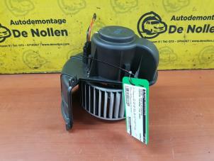 Usados Motor de ventilador de calefactor Porsche Cayenne (9PA) 3.2 V6 24V Precio € 75,00 Norma de margen ofrecido por de Nollen autorecycling