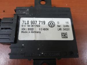 Used Alarm module Porsche Cayenne (9PA) 3.2 V6 24V Price € 40,00 Margin scheme offered by de Nollen autorecycling