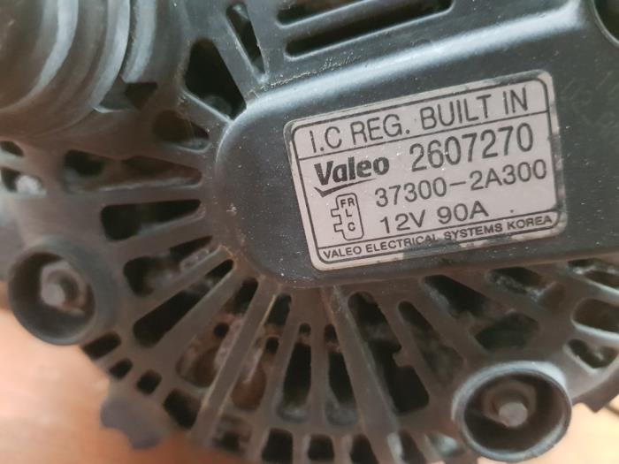 Dynamo van een Hyundai i20 1.4 CRDi 16V 2010