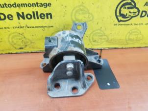 Used Engine mount Hyundai i20 1.4 CRDi 16V Price on request offered by de Nollen autorecycling