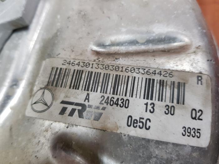 Brake servo from a Mercedes-Benz A (W176) 2.2 A-200 CDI, A-200d 16V 2016