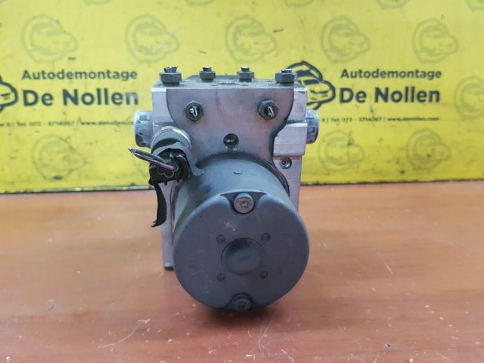 Usagé Bloc ABS Alfa Romeo 156 Sportwagon (932) 1.8 Twin spark 16V Prix € 69,00 Règlement à la marge proposé par autodemontage denollen