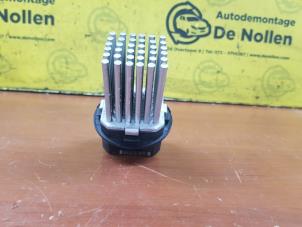 Used Heater resistor Mercedes Sprinter 3t (906.61) 210 CDI 16V Price € 42,35 Inclusive VAT offered by de Nollen autorecycling