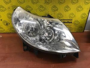 Used Headlight, right Citroen Jumper (U9) 2.2 HDi 100 Euro 4 Price on request offered by de Nollen autorecycling