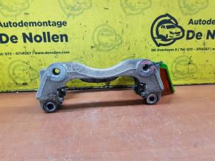 Used Front brake calliperholder, left Renault Master IV (FV) 2.3 dCi 125 16V FWD Price on request offered by de Nollen autorecycling