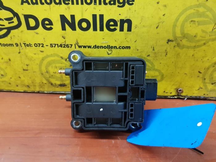 Usagé Bobine Subaru Legacy Wagon (BH) 2.0 16V Prix € 25,00 Règlement à la marge proposé par autodemontage denollen