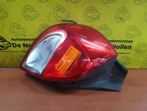 Used Taillight, left Renault Clio III (BR/CR) 1.2 16V 75 Price € 40,00 Margin scheme offered by de Nollen autorecycling