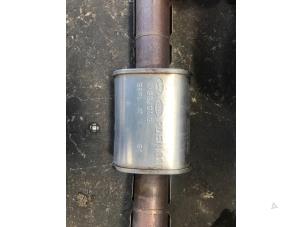 Used Exhaust middle silencer Hyundai i30 (PDEB5/PDEBB/PDEBD/PDEBE) 2.0 N Turbo 16V Performance Pack Price € 225,00 Margin scheme offered by de Nollen autorecycling
