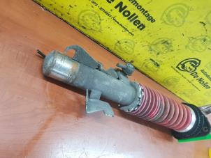 Used Front shock absorber rod, left Ford Focus 2 1.6 Ti-VCT 16V Price € 40,00 Margin scheme offered by de Nollen autorecycling