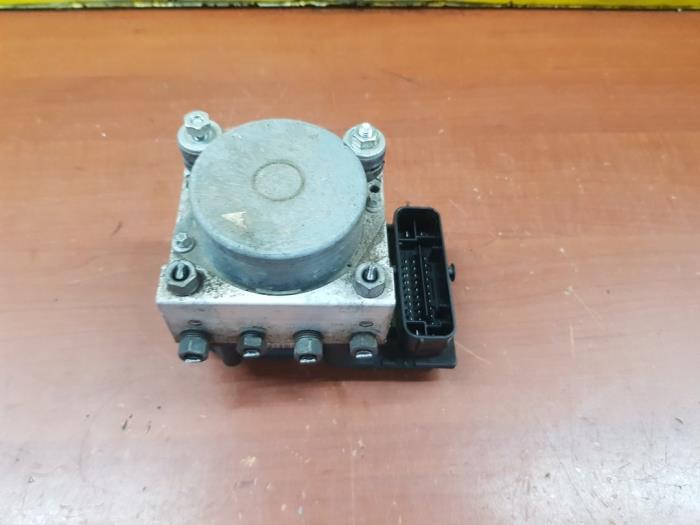 Begagnade ABS-pump Citroen Nemo (AA) 1.3 HDi 75 Pris på förfrågan erbjuds av autodemontage denollen