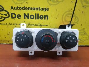 Używane Panel sterowania nagrzewnicy Renault Master IV (FV) 2.3 dCi 100 16V FWD Cena € 45,00 Procedura marży oferowane przez de Nollen autorecycling