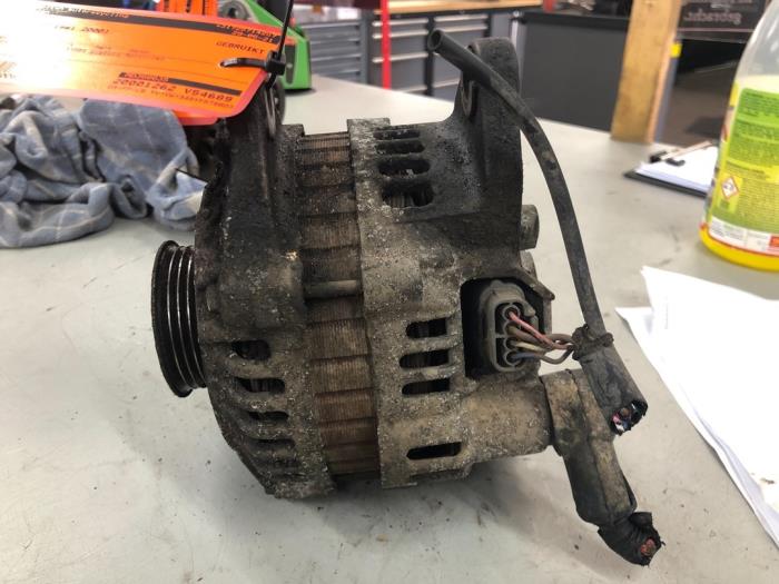 Usagé Dynamo Volvo V40 (VW) 1.8i 16V Prix € 40,00 Règlement à la marge proposé par autodemontage denollen