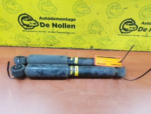Used Shock absorber kit Fiat Punto II (188) 1.3 JTD Multijet 16V Price € 40,00 Margin scheme offered by de Nollen autorecycling