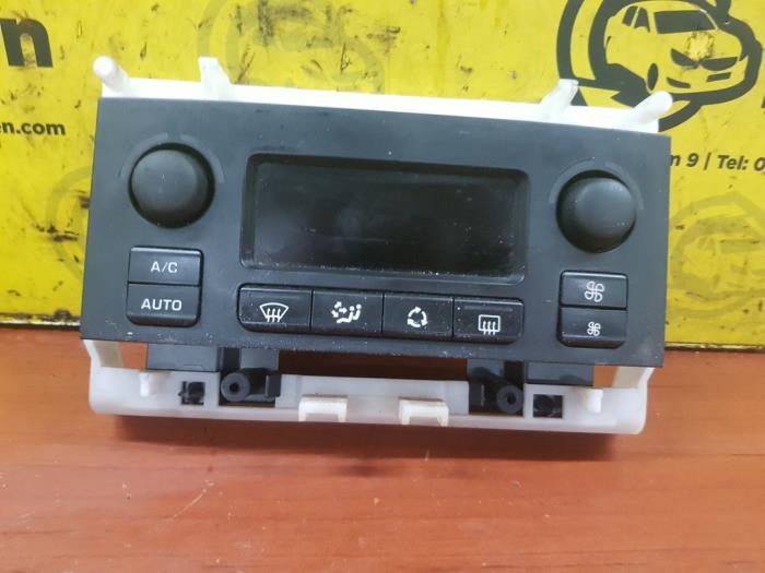 Heater control panel from a Peugeot 307 (3A/C/D) 1.6 16V 2005
