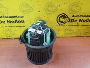 Used Heating and ventilation fan motor Peugeot RCZ (4J) 1.6 16V THP Price € 39,00 Margin scheme offered by de Nollen autorecycling