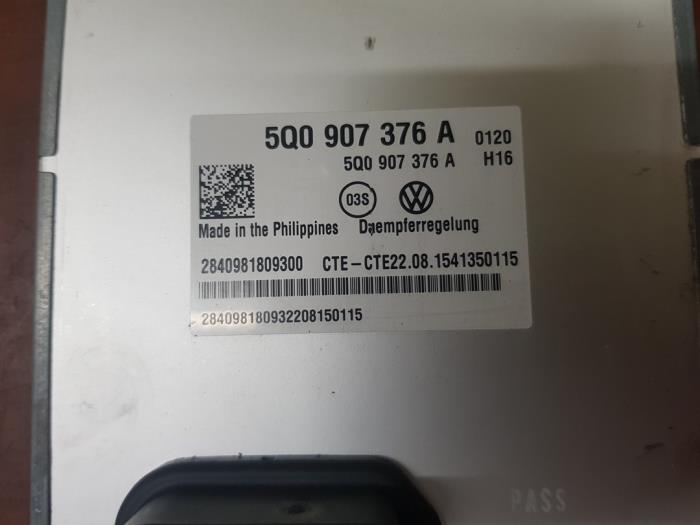 Ordenador varios de un Volkswagen Golf VII (AUA) 2.0 GTD 16V 2015