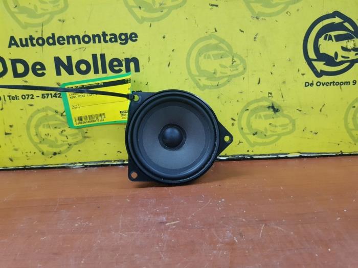 Używane Glosnik Mini Mini (R56) 1.6 One D 16V Cena € 8,00 Procedura marży oferowane przez autodemontage denollen