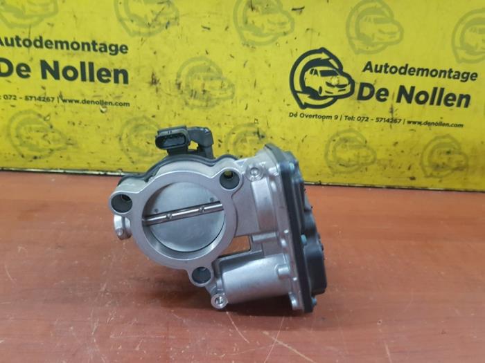 Throttle body from a BMW 1 serie (F20) 118i 1.5 TwinPower 12V 2019