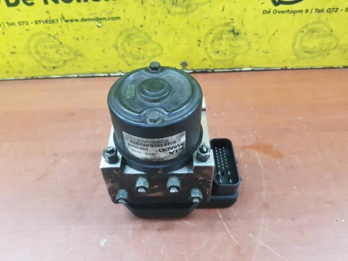 Begagnade ABS-pump Kia Rio (DC22/24) 1.5 16V Pris € 28,00 Marginaltabell erbjuds av autodemontage denollen