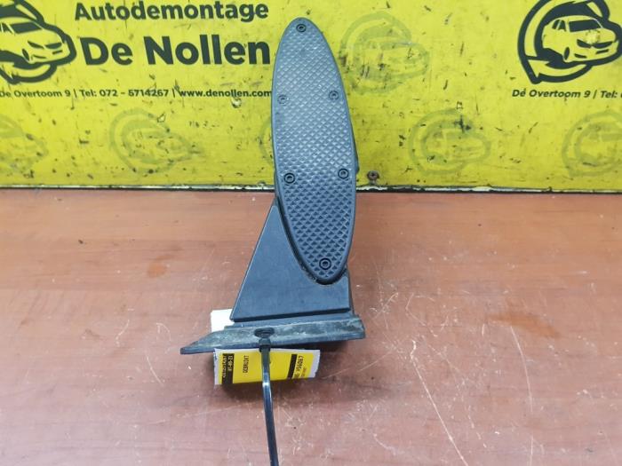 Używane Pedal gazu Mini Mini (F55) 1.5 12V Cooper D Cena € 35,00 Procedura marży oferowane przez autodemontage denollen