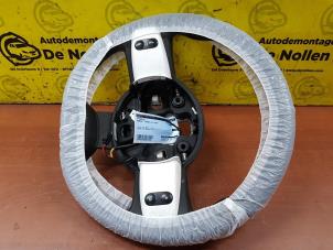 Used Steering wheel Renault Twingo III (AH) 1.0 SCe 70 12V Price € 90,00 Margin scheme offered by de Nollen autorecycling