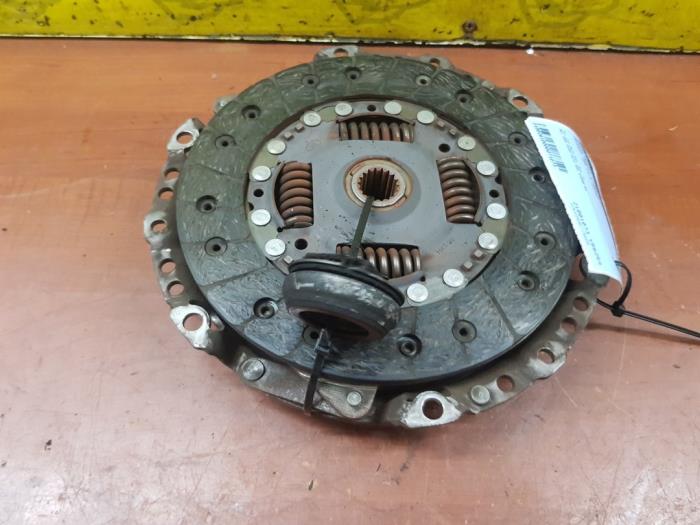 Clutch kit (complete) Peugeot 208 I 1.0 Vti 12V PureTech - 20CR14
