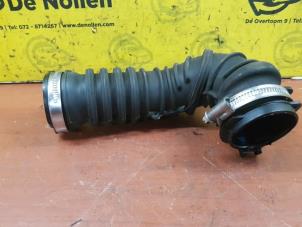 Used Air intake hose Renault Twingo III (AH) 1.0 SCe 70 12V Price € 30,00 Margin scheme offered by de Nollen autorecycling