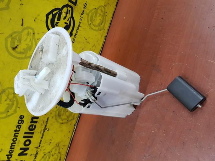 Gebrauchte Benzinpumpe Renault Twingo III (AH) 1.0 SCe 70 12V Preis € 60,00 Margenregelung angeboten von autodemontage denollen