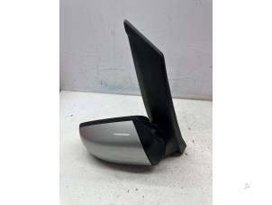 Used Wing mirror, right Ford Focus C-Max 2.0 16V Price € 35,00 Margin scheme offered by de Nollen autorecycling
