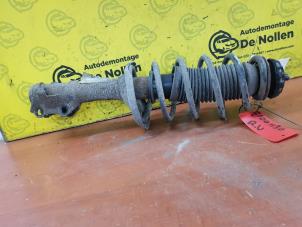 Used Front shock absorber, right Volkswagen Polo III (6N1) 1.4i 60 Price € 35,00 Margin scheme offered by de Nollen autorecycling