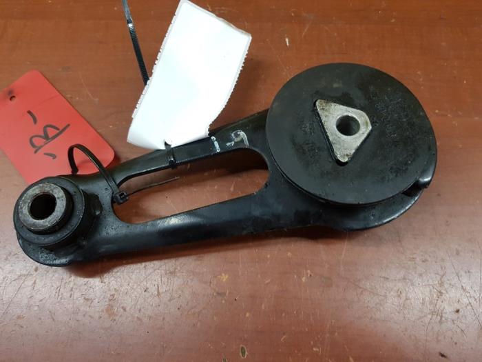 Used Engine mount Nissan Note (E12) 1.5 dCi 90 Price € 25,00 Margin scheme offered by autodemontage denollen