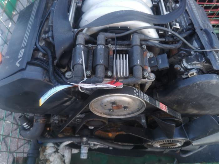 Motor from a Audi A6 (C5) 2.4 V6 30V 2001