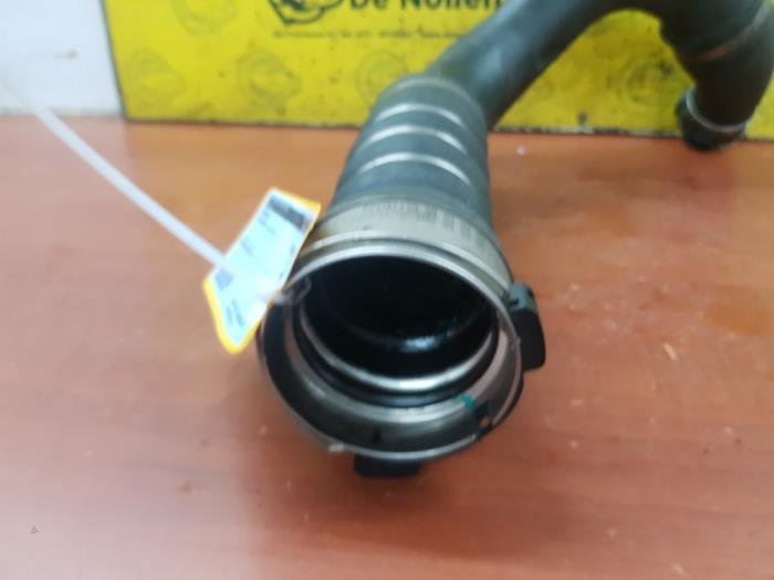 Turbo hose from a MINI Mini (F56) 2.0 16V John Cooper Works 2017