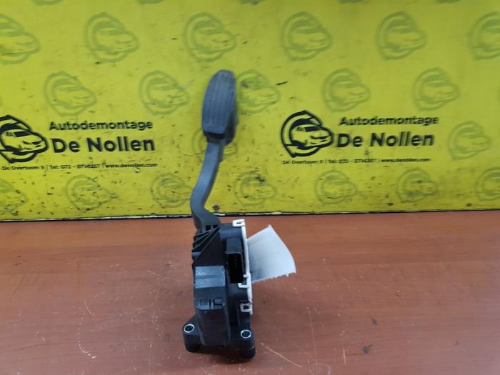 Używane Pedal gazu Fiat Panda (312) 1.2 69 Cena € 50,00 Procedura marży oferowane przez autodemontage denollen