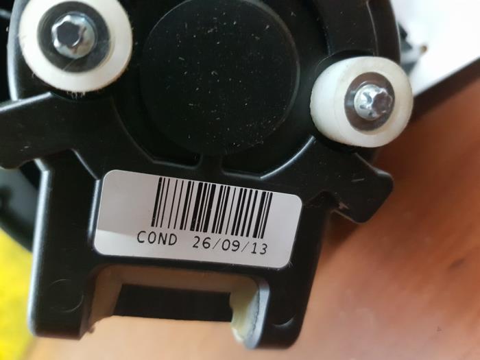 Silnik wentylatora nagrzewnicy z Fiat Panda (312) 1.2 69 2015