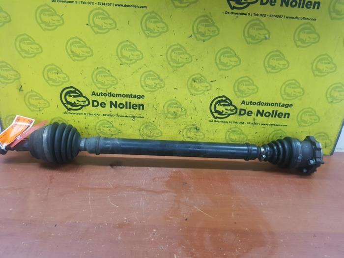 Front drive shaft, right from a Seat Leon (1M1) 1.6 16V 2001