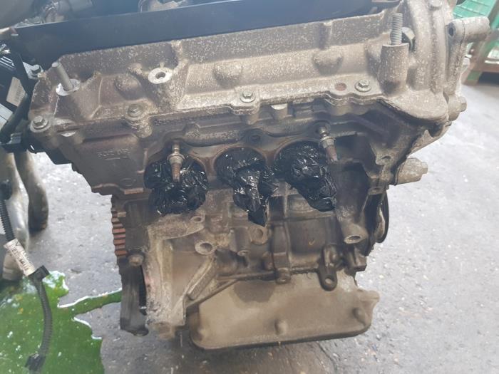 Engine from a Renault Twingo III (AH) 1.0 SCe 70 12V 2017